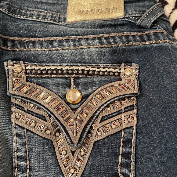 Vigoss Women’s jeans, Like new, 13/14, length 33, embellished! - Picture 2 of 5